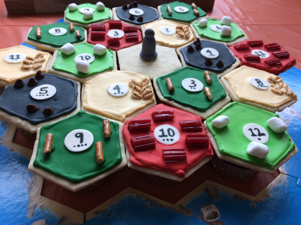 settlers of catan cupcakes